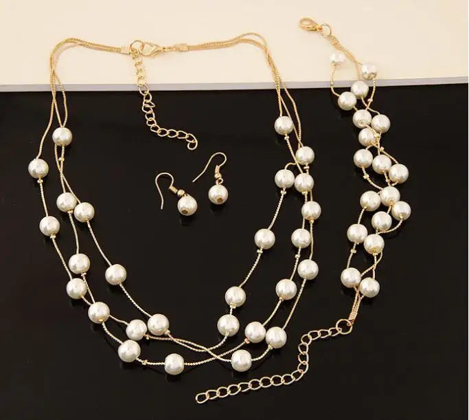 Classy Pearl Jewelry Set